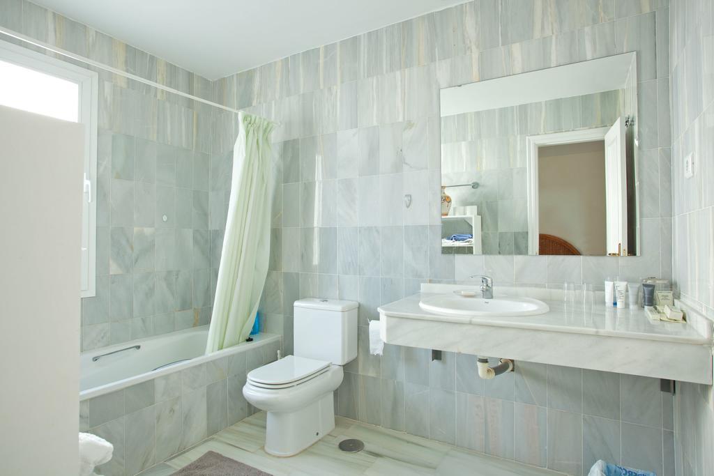 Apartment Jacarandas De Elviria