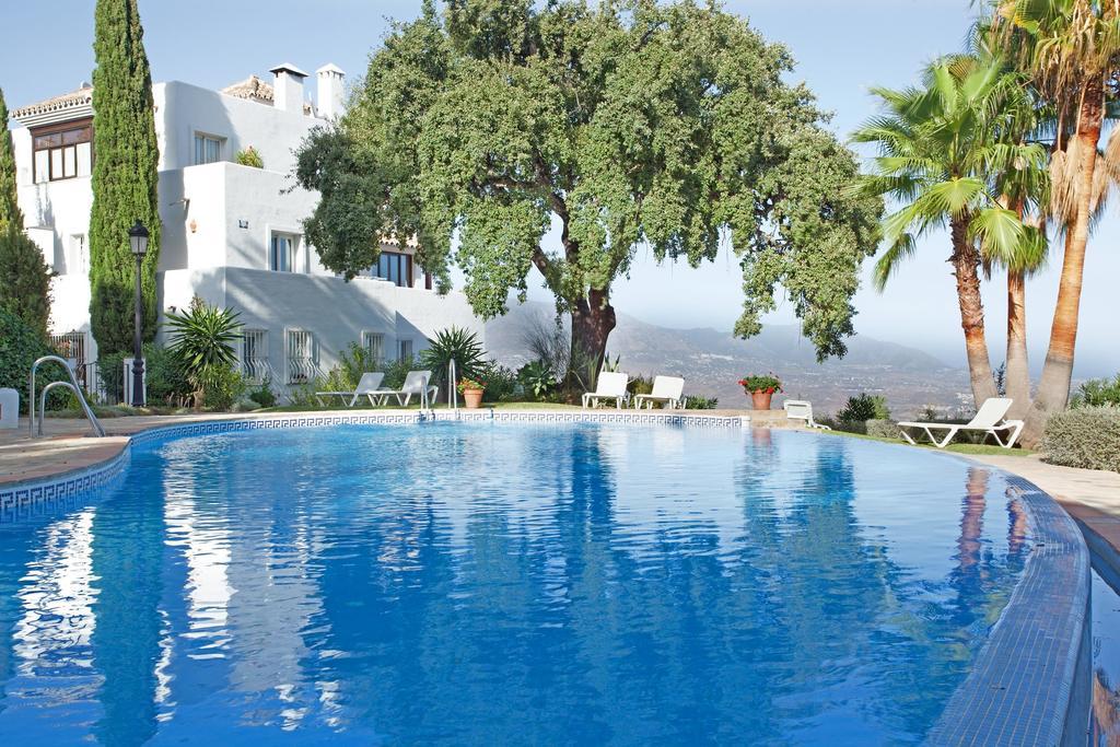 Jacarandas De Elviria Apartment Marbella